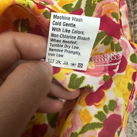 BTFBM Ruffled Puff Sleeve Blouse size M - Picture 10 of 10